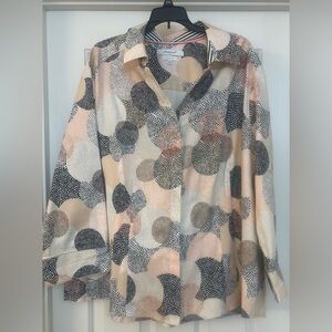 Foxcroft blouse in excellent condition